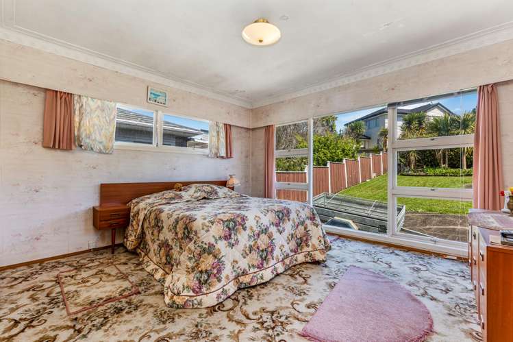 9 Griffen Park Road Mount Roskill_16