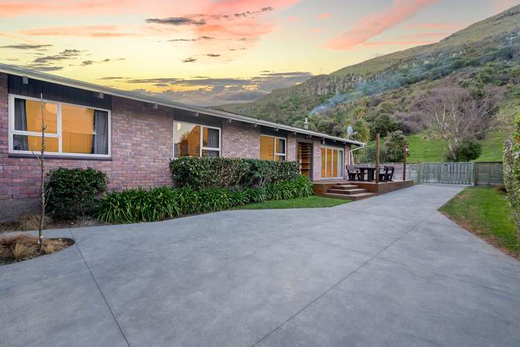35 Sumnervale Drive_0