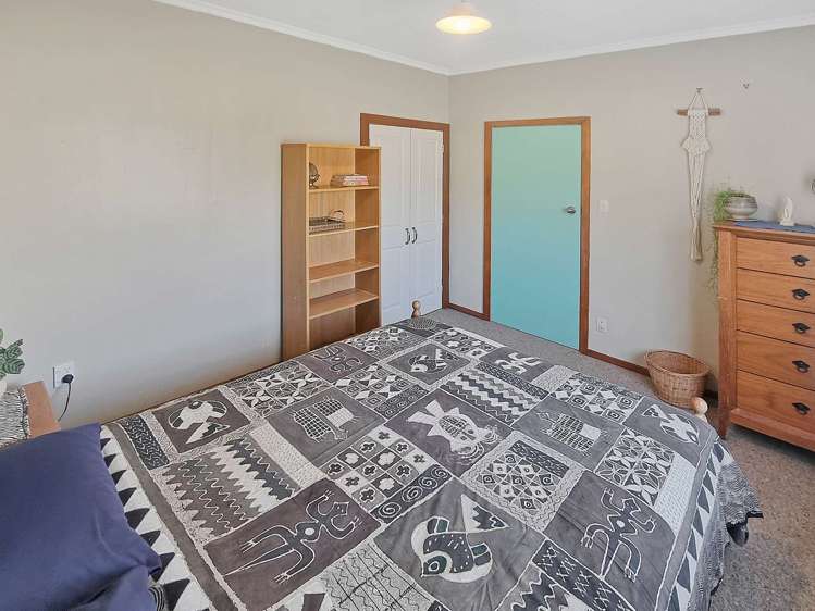 188 Stafford Street Hokitika_12