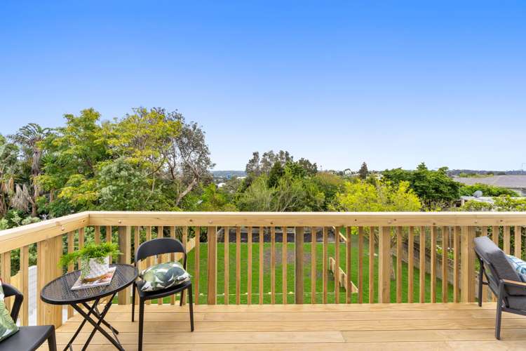 1 Hadfield Street Beach Haven_8