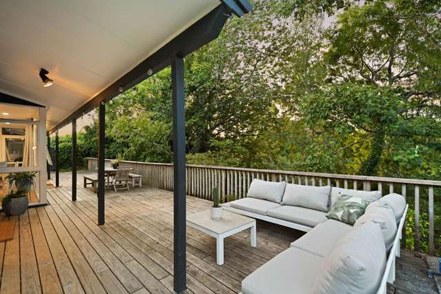 24 Tudor Crescent Chedworth_1