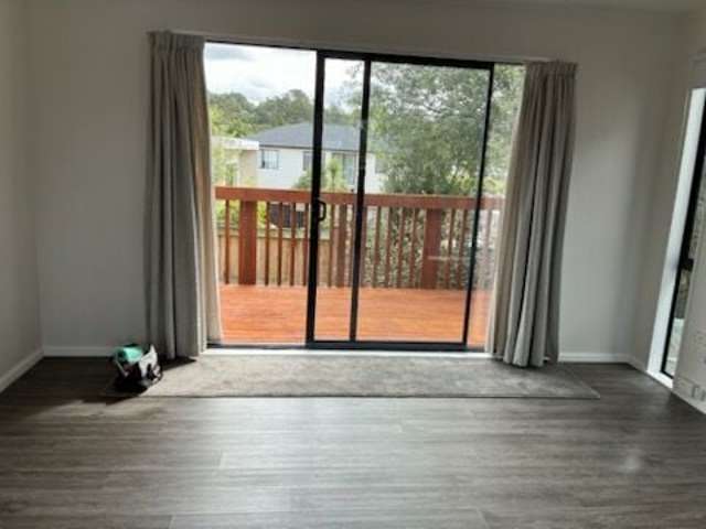 14 Dolbear Street Titirangi_2