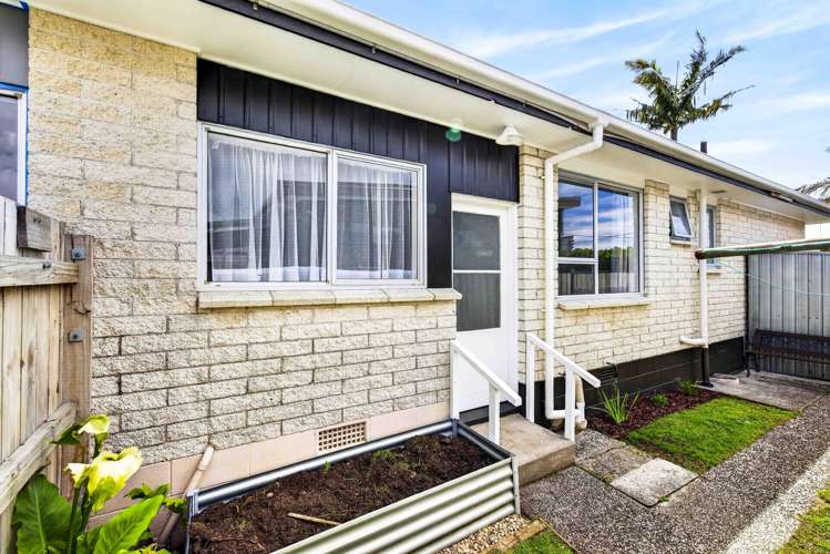 1A Melanie Place Orewa_17