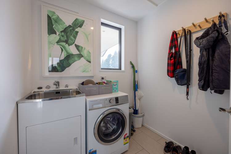 12b Alpha Close Wanaka_17