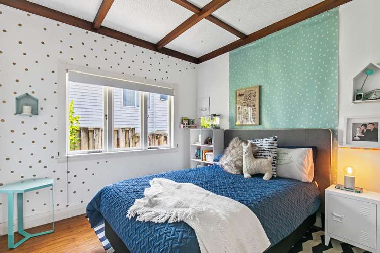 1/61 Pupuke Road Birkenhead_13