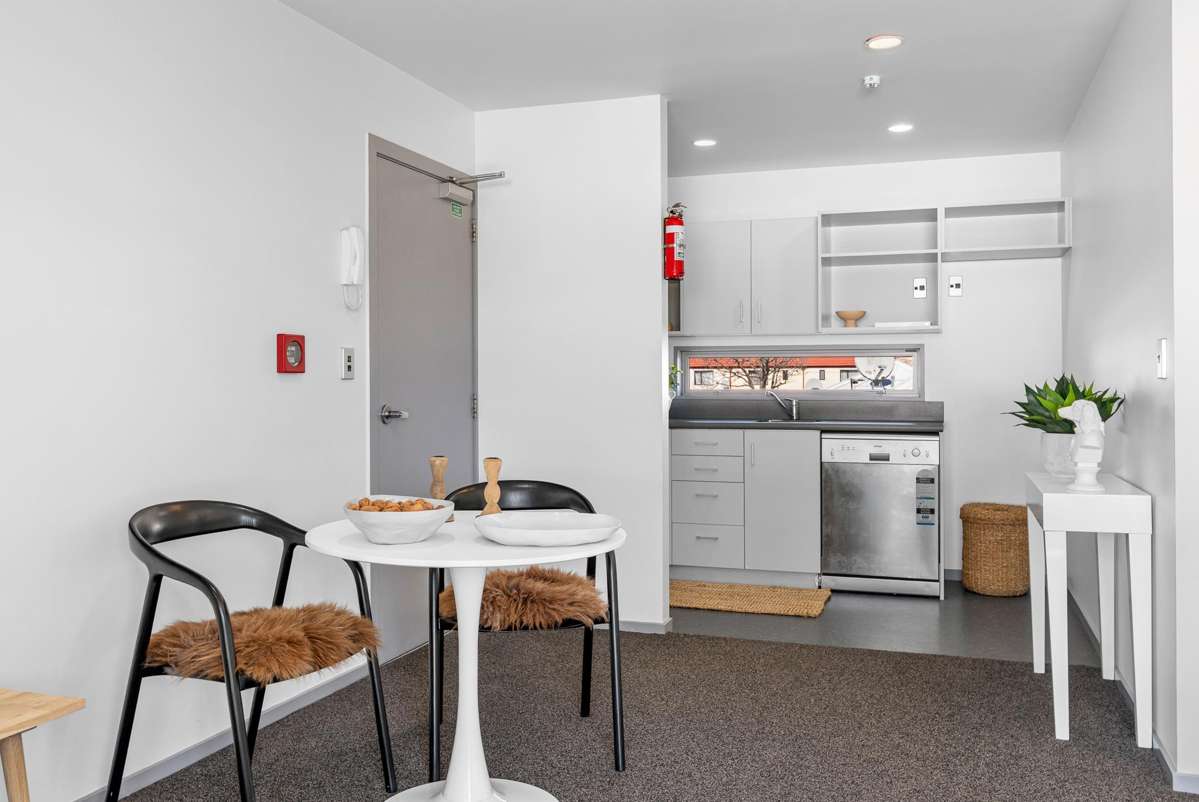 1/60 Stanmore Road_5