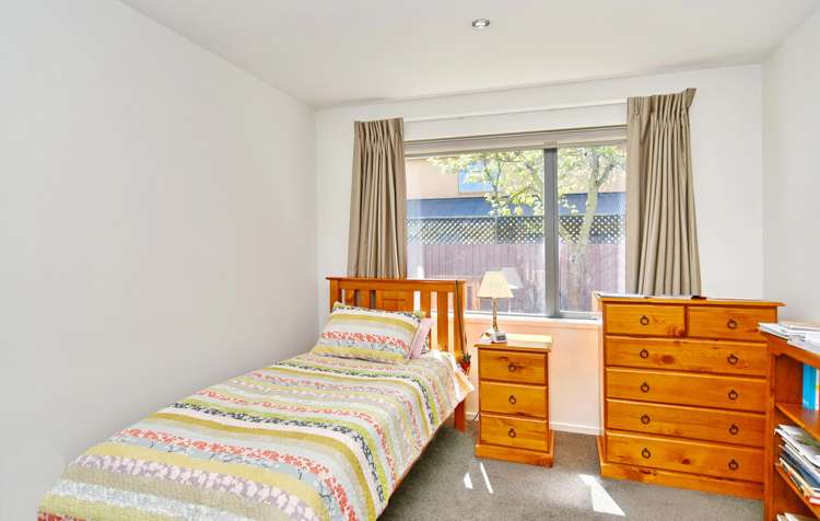 61a Birchfield Avenue Dallington_14