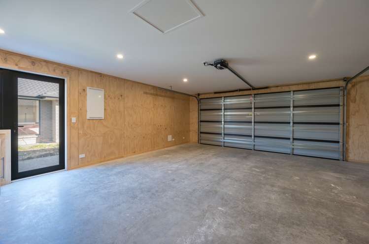 1 Lampton Street Richmond_13