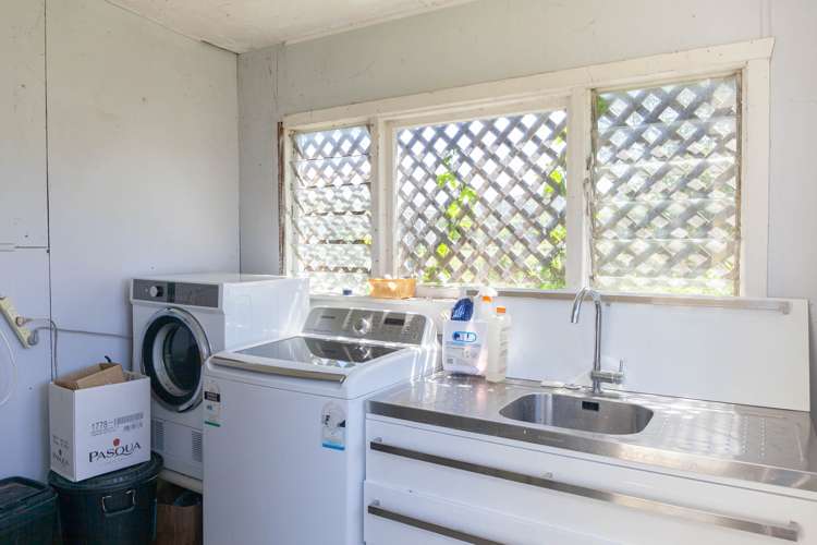 99 Abel Tasman Drive Takaka_17