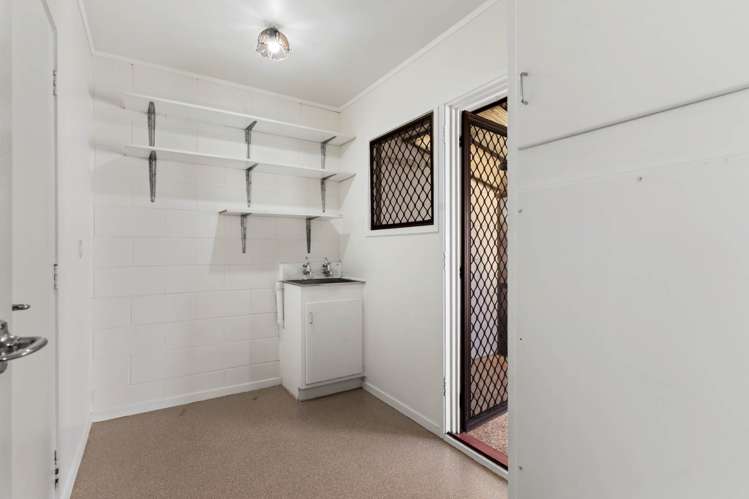 2/69 Titirangi Road New Lynn_16