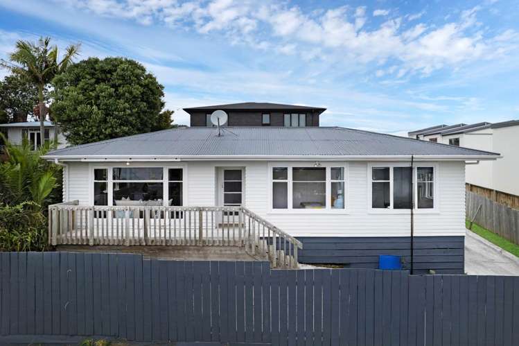 53A Sylvan Crescent Te Atatu South_32