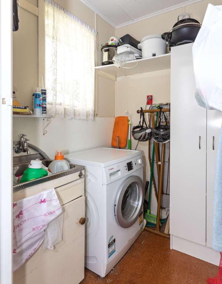 10 Valder Place Waiomu_16