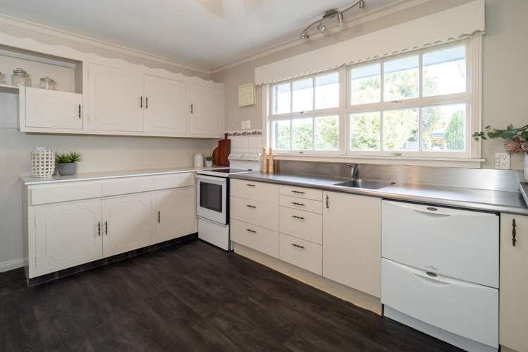 43 Churchill Avenue Allenton_8