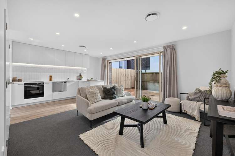 2/565 Madras Street_2
