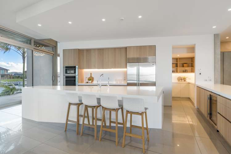 10 Martingale Lane One Tree Point_9