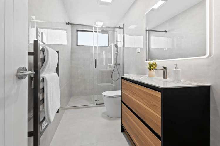 16B Tamure Road Flat Bush_21