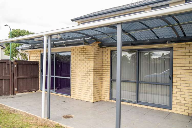 37 Peninsula Road Mangere_14
