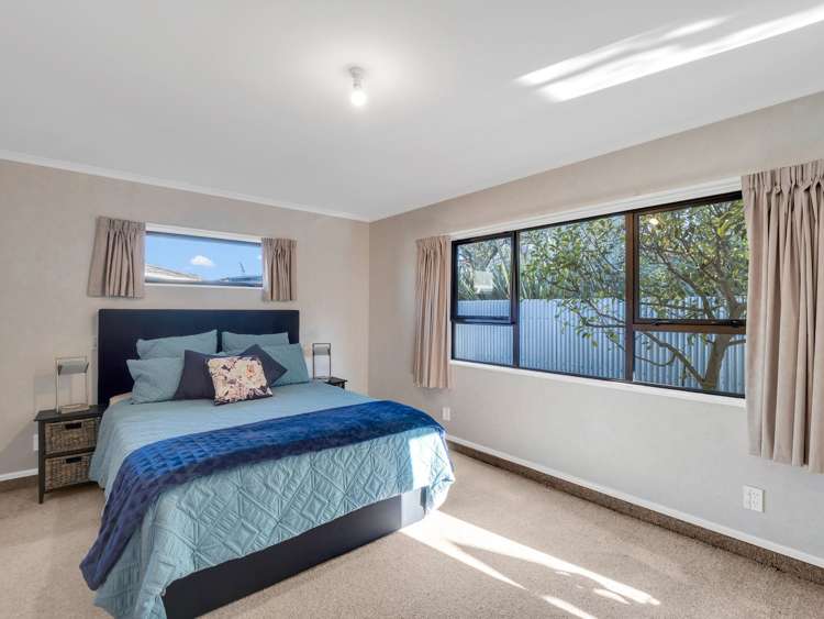 33 Downes Avenue Springvale_20