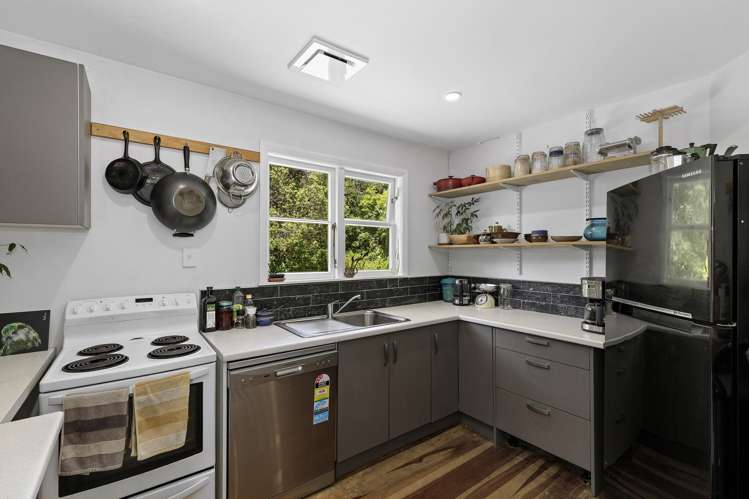 31 Stanley Street Wainuiomata_4