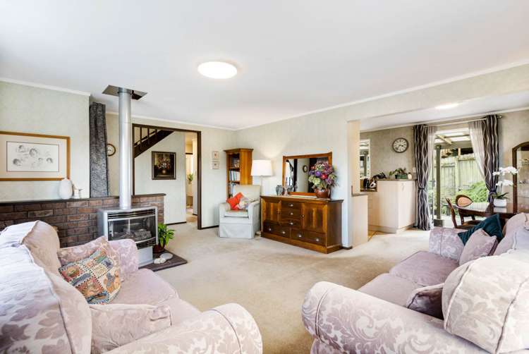 2/1 Trias Road Totara Vale_6