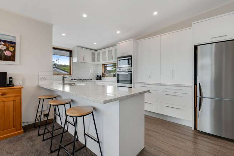 9 De Luen Avenue Tindalls Beach_10