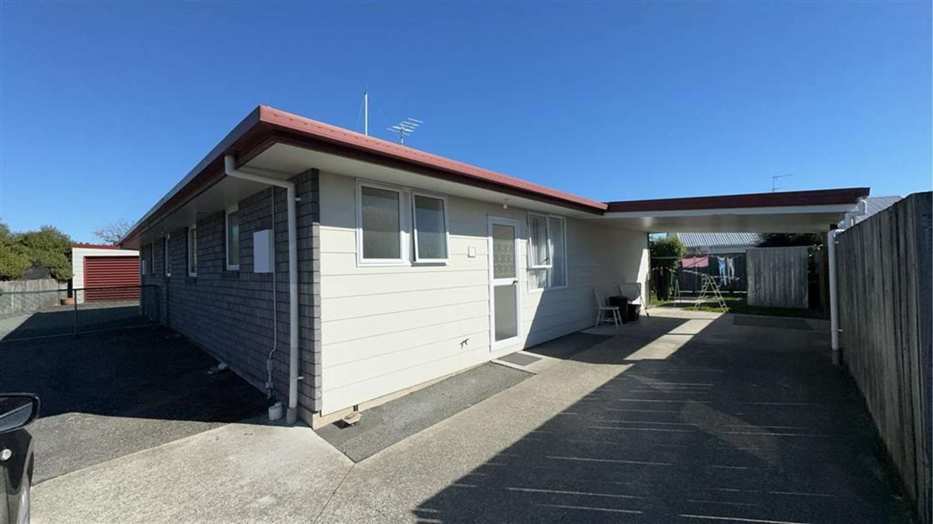 3/5 Westhaven Place Burleigh_0