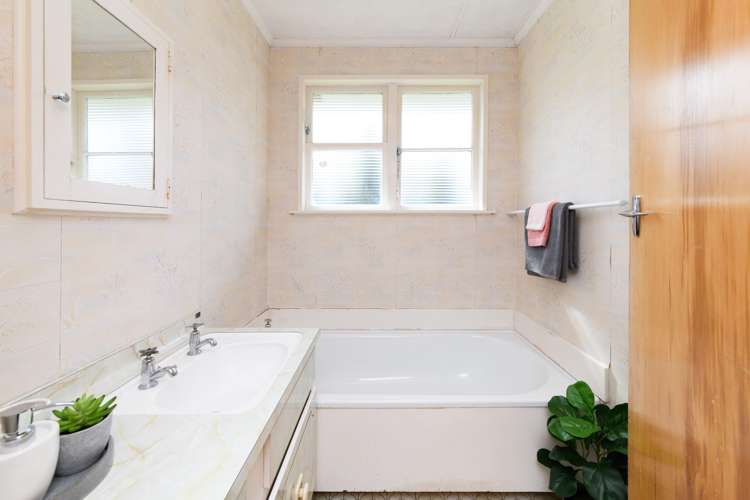 25 Ruamahanga Crescent Terrace End_13