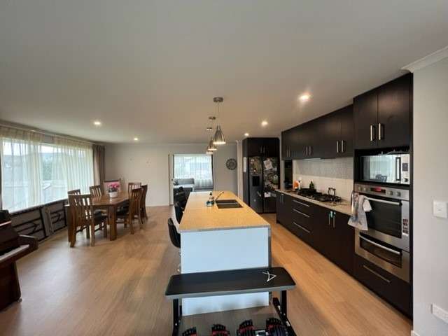 33 Lilac Close 11373_1