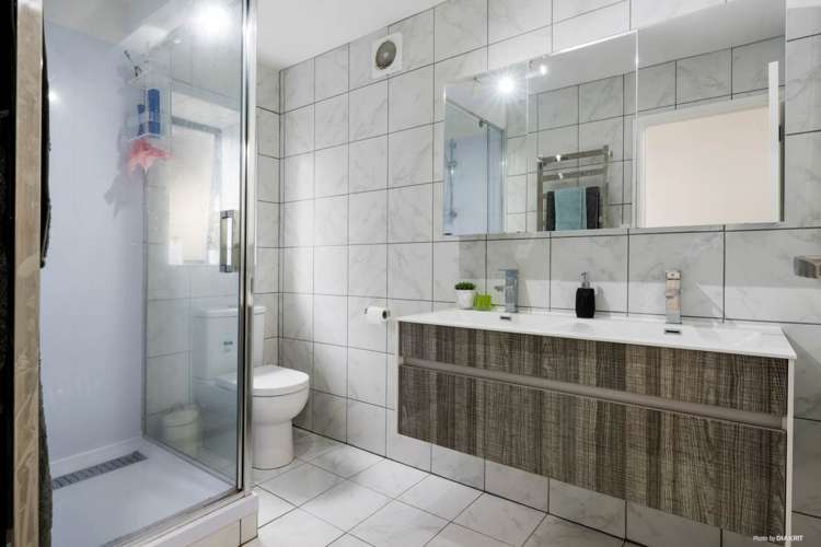 68 Mcbreen Avenue Northcote_17