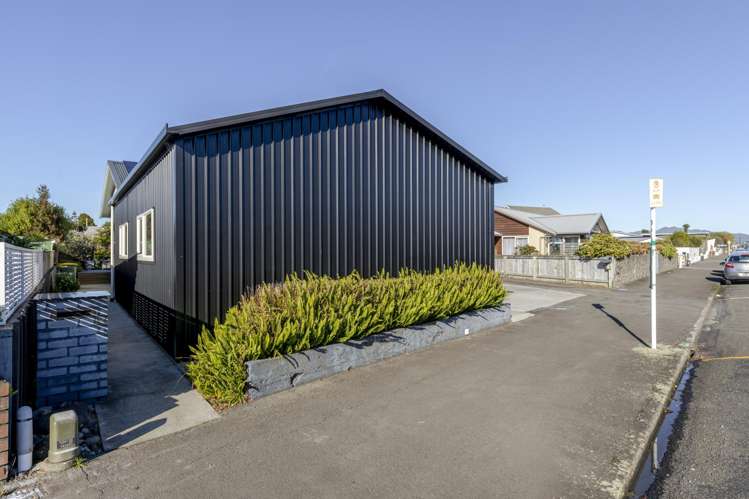 83 Tukapa Street Westown_20