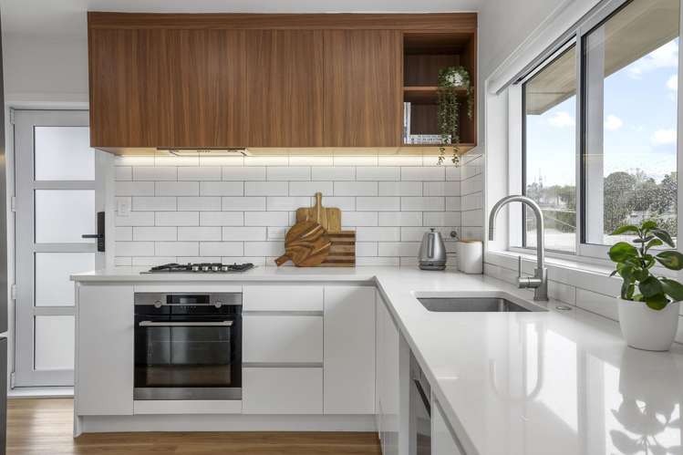 2/60 Chartwell Avenue Glenfield_1