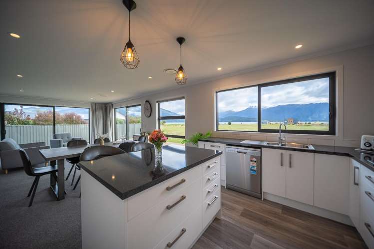 67 Takitimu Avenue Te Anau_9