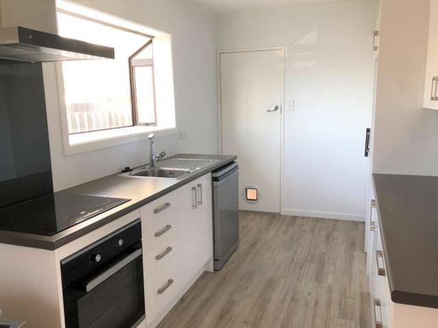 4 Houghton Crescent Redwoodtown_4