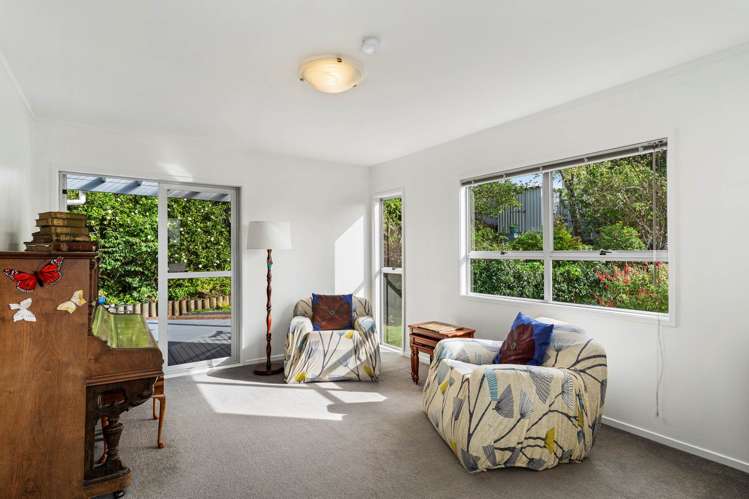 14 Puketitiro Street Glen Eden_5