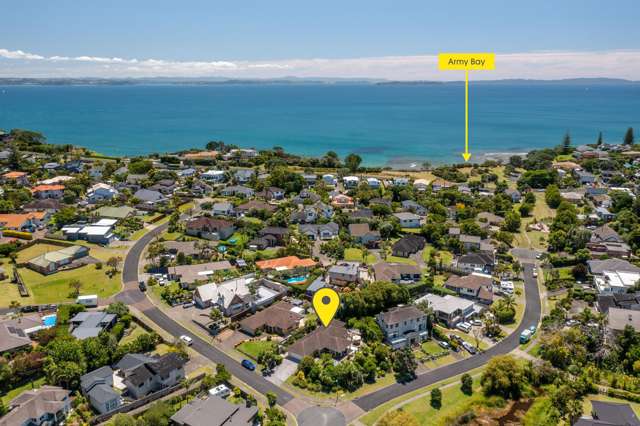 IMMACULATE, PRIVATE BRICK & TILE HOME!