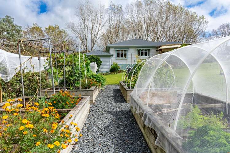 2239B State Highway 12 Paparoa_18