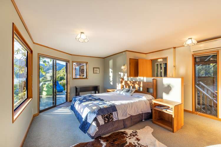 1746 Queen Charlotte Drive Anakiwa and Surrounds_7