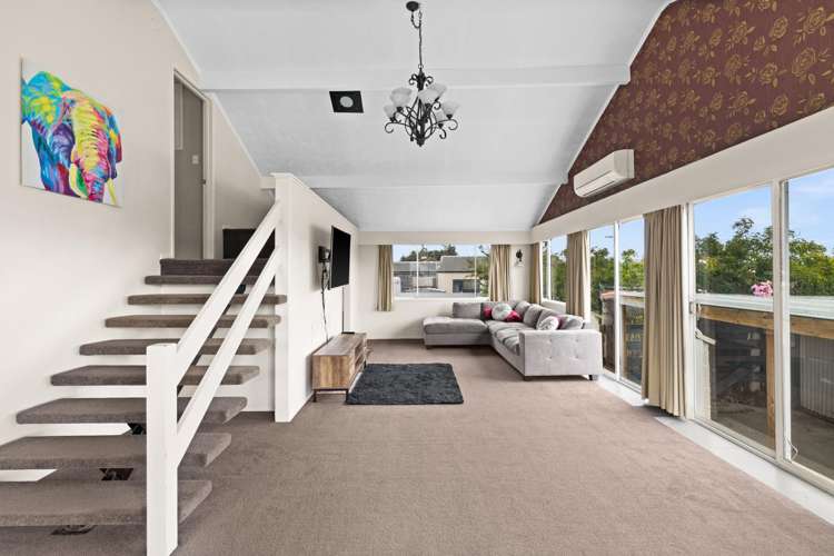 51 Riverbend Road Onekawa_1