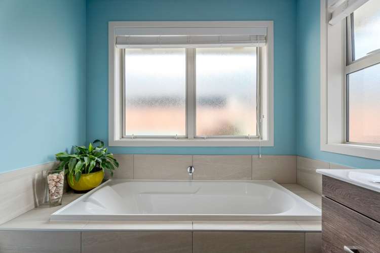 36 Risinghurst Terrace Lower Shotover_23