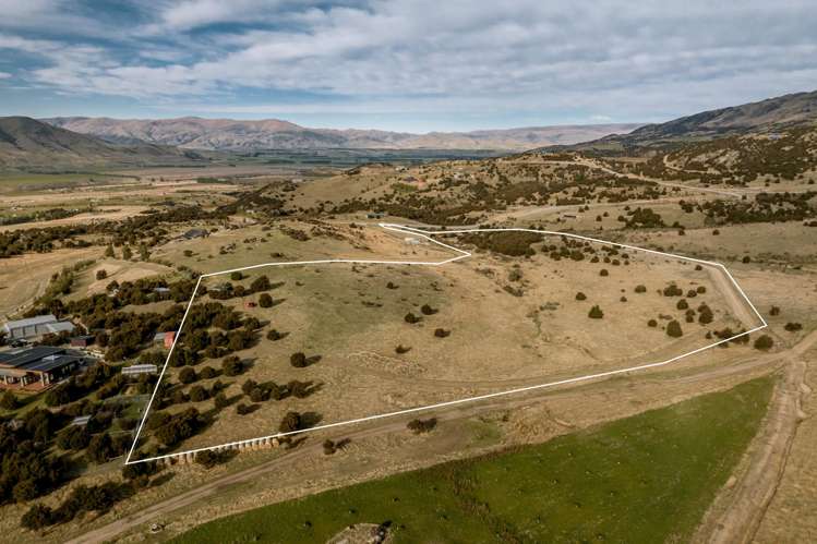 242 Pukerangi Drive Wanaka Surrounds_15