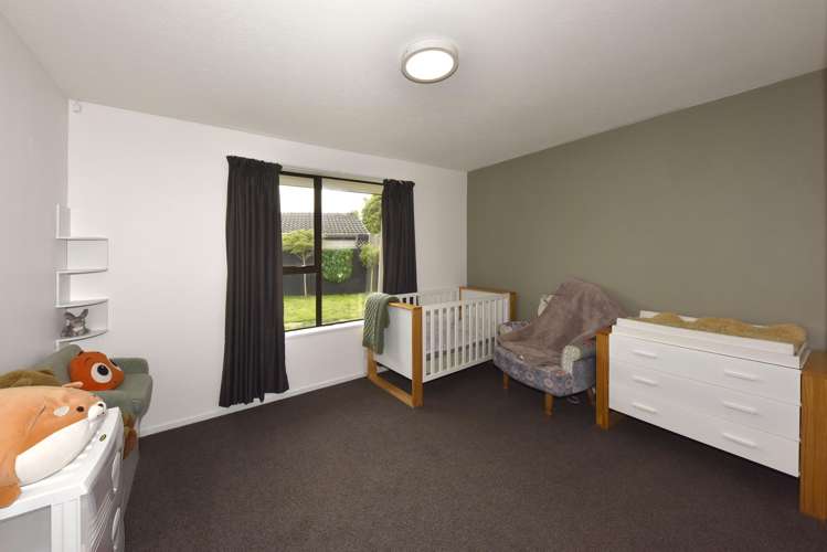 2 Edwins Way Burwood_11