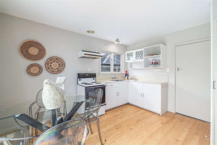 37 Chartwell Street Burwood_5