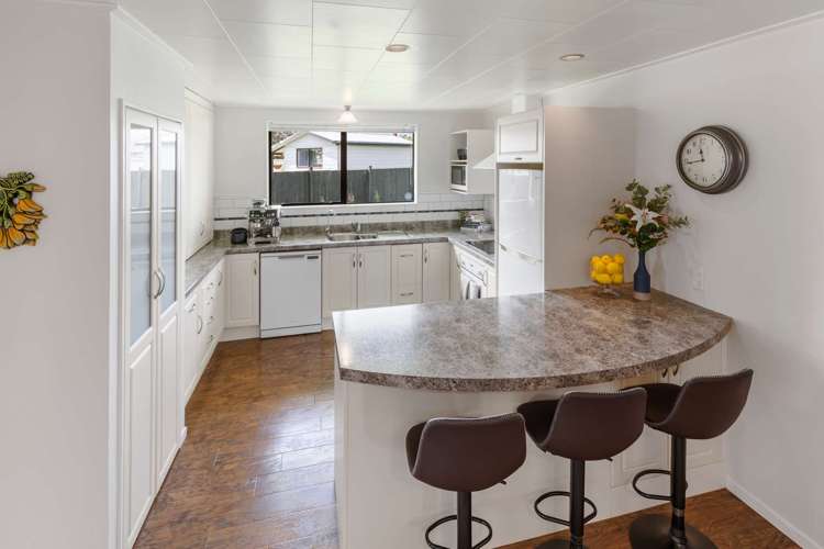 8 Mansell Crescent Bulls_5