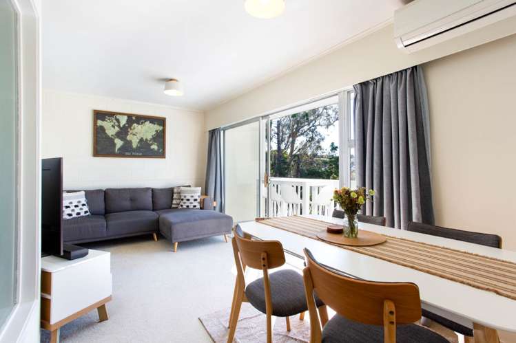 2/72 Cockayne Crescent Sunnynook_13