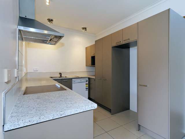 49 Mandival Avenue Flat Bush_4