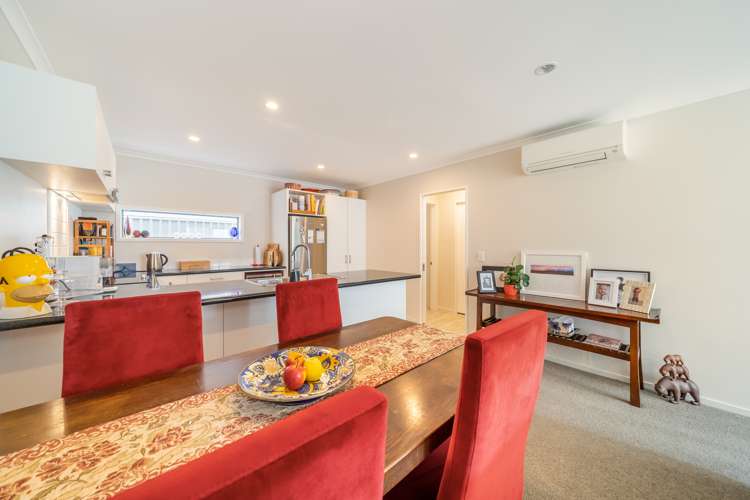 26 Latimer Way Petone_6