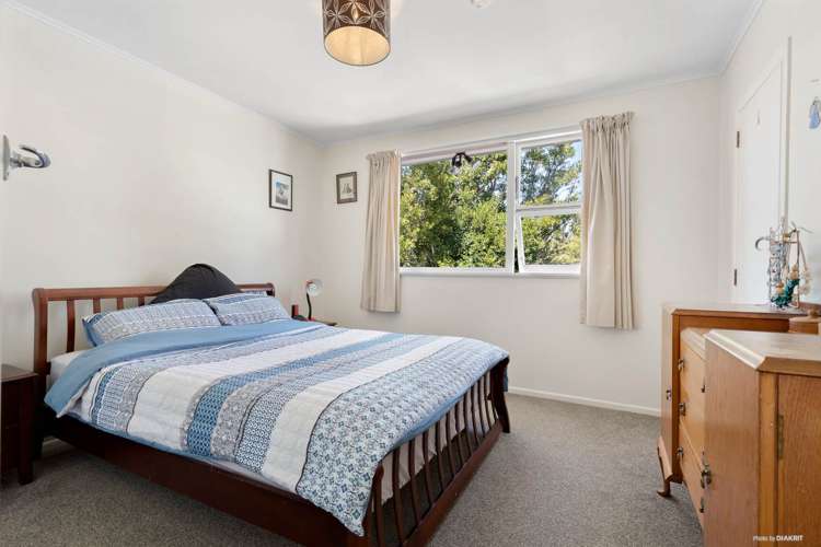 16 Kiernan Place Kelston_10