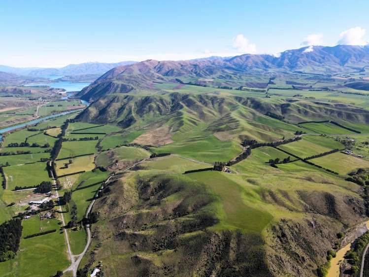 60 Old Slip Road Kurow_24