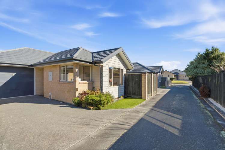 17 Bayliss Close Northwood_16