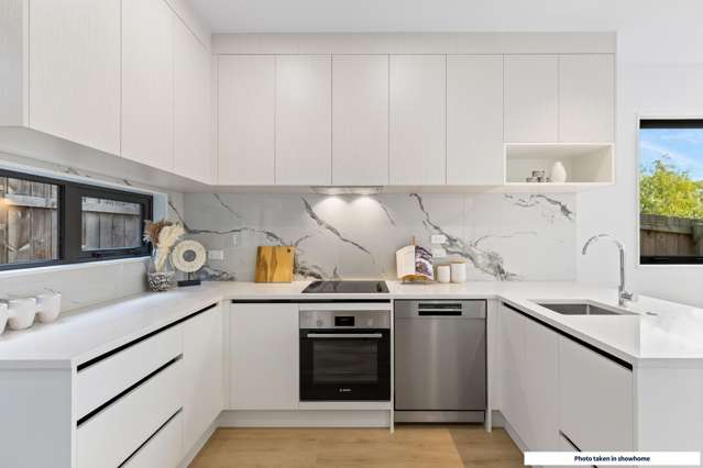 Lot 2/5 South Pacific Place Henderson_2